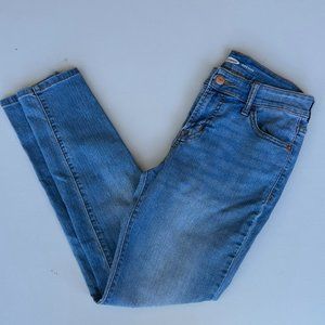 🧡 3/$15 EUC Old Navy Super Skinny Denim Jeans size 2 Short